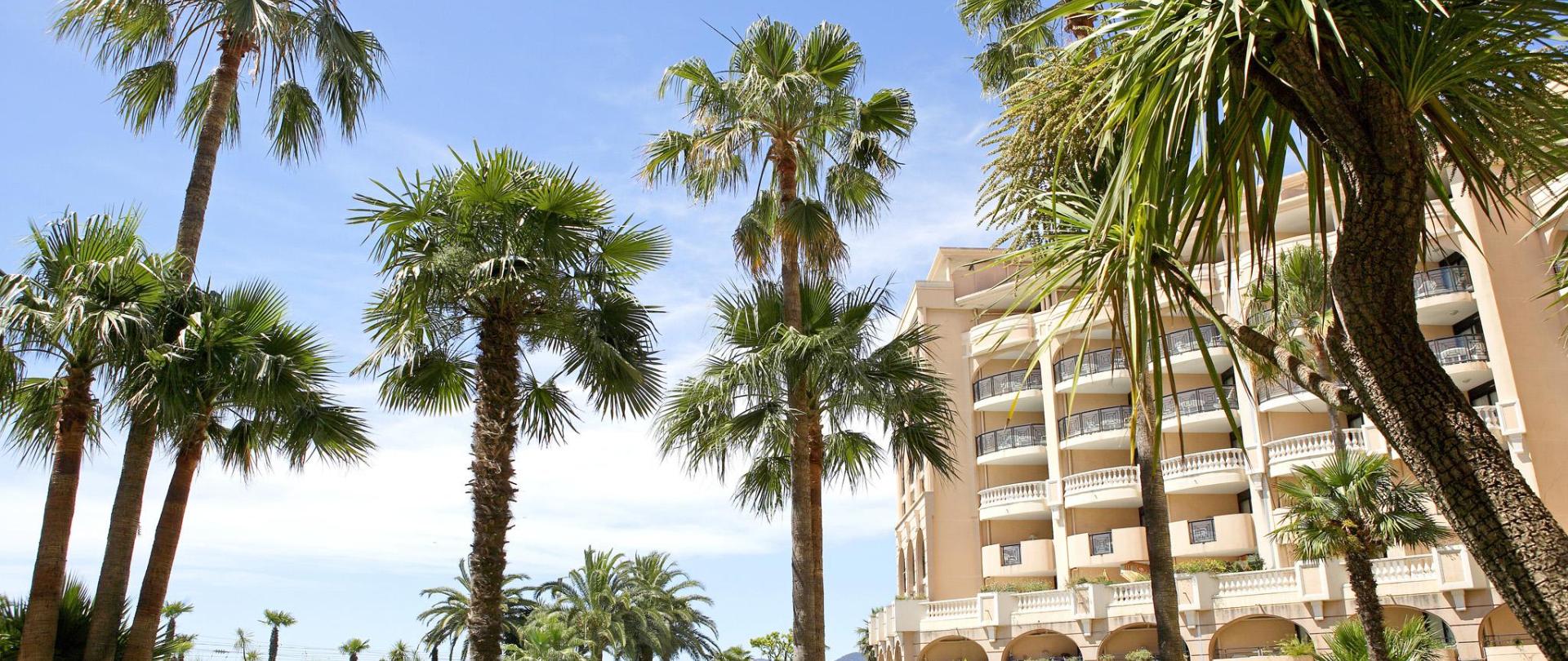 отель-La-Palme-D'Azur-Cannes-Verrerie.jpg