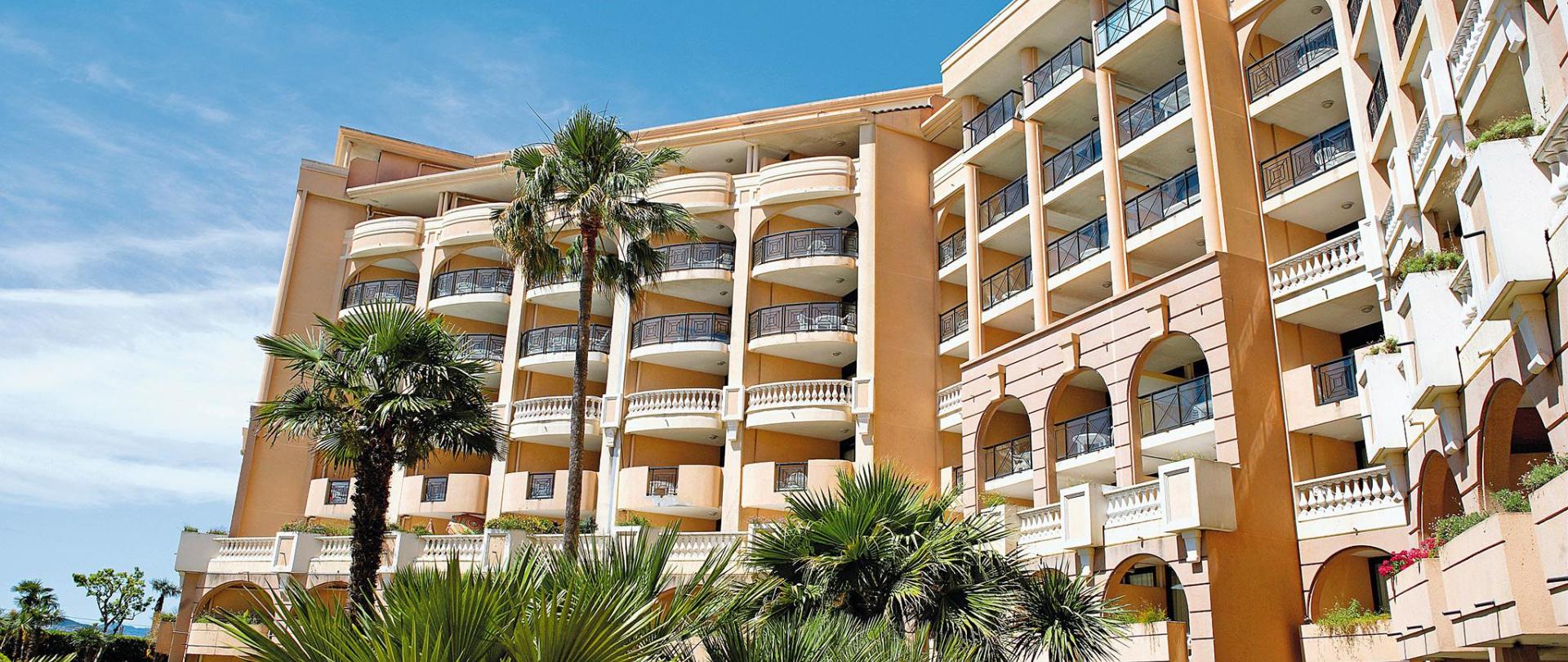 отель-La-Palme-D'Azur-Cannes-Verrerie.jpg